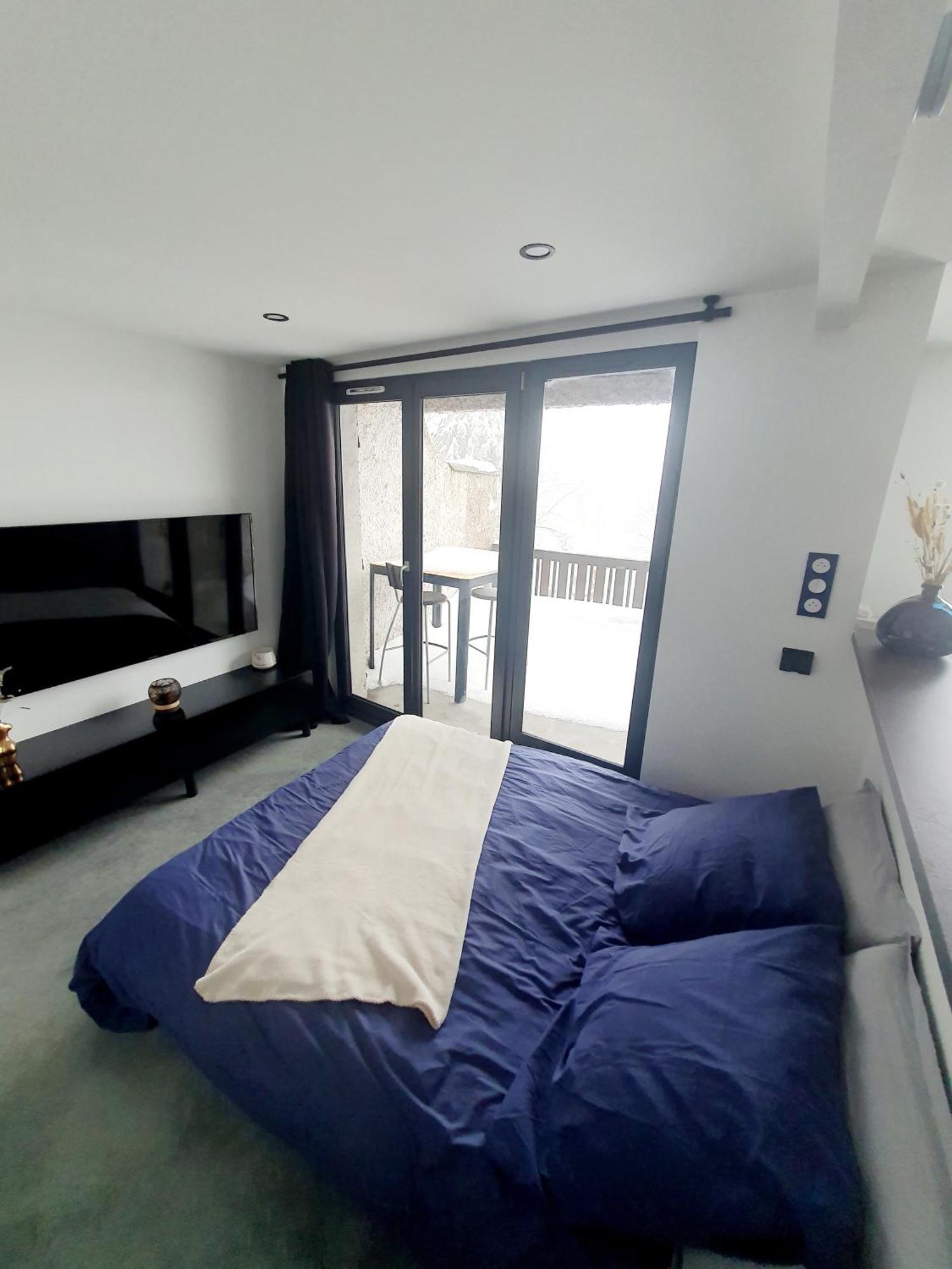 Bienvenue Dans Le Cobalt ! Apartamento Cholonge Exterior foto